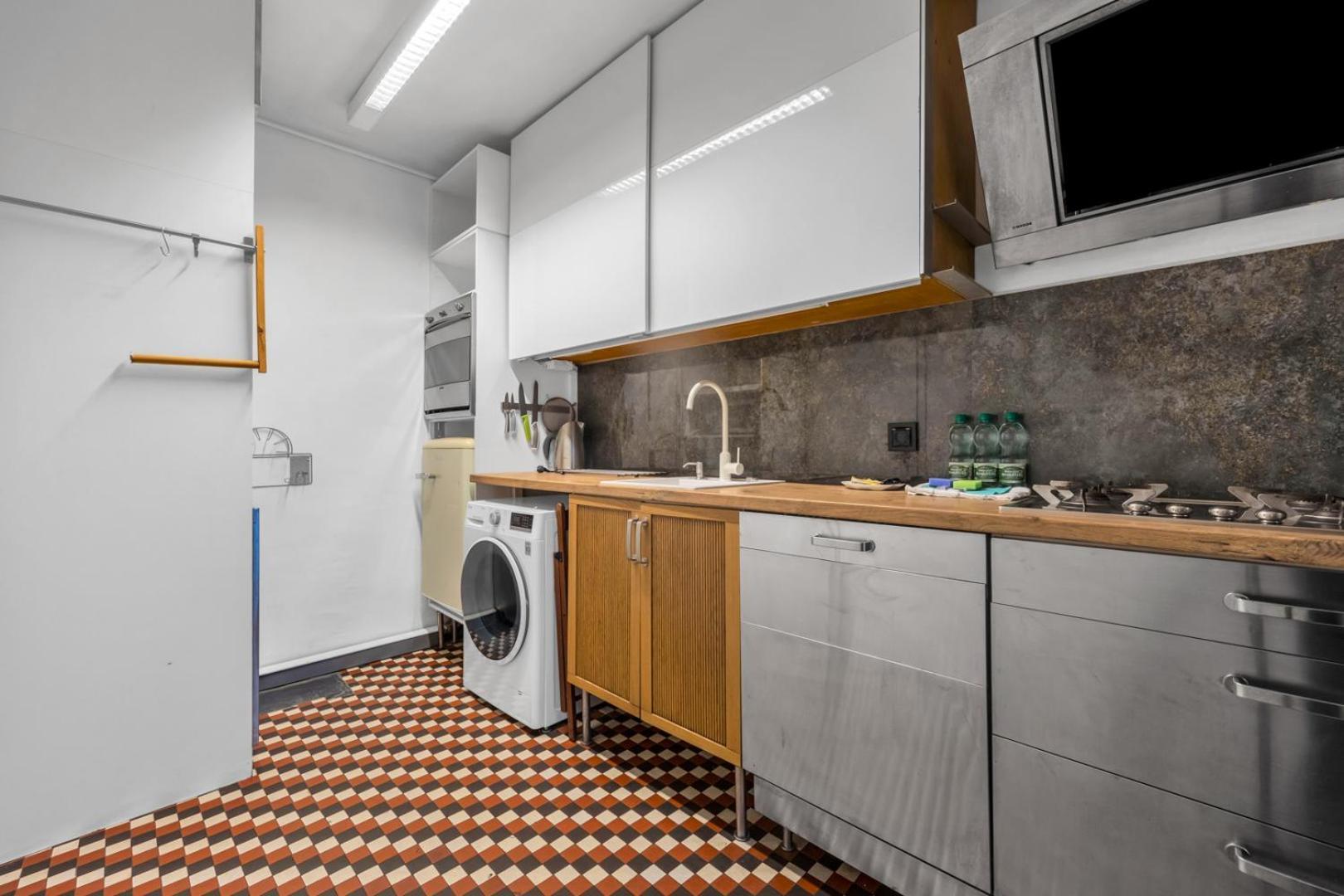 Metro Politechnika 3-Bedroom Apartment وارسو المظهر الخارجي الصورة