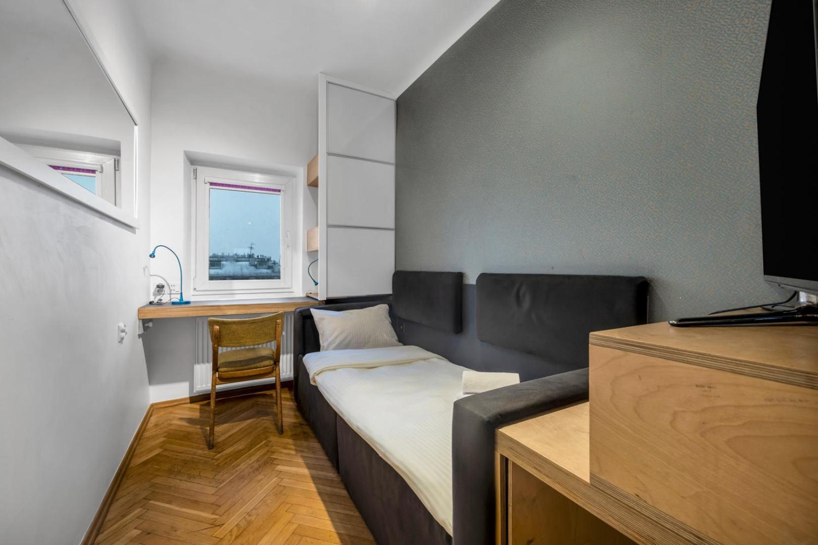 Metro Politechnika 3-Bedroom Apartment وارسو المظهر الخارجي الصورة